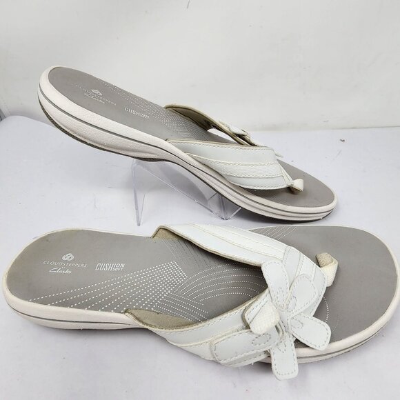 Clarks Cloudsteppers Womens Size 9 White Flower Thong Sandals Cushioned - Picture 5 of 10